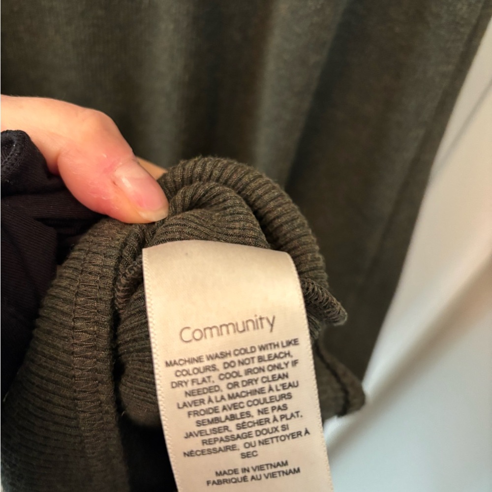 Community Ribbed Dress - Picture 4 of 6